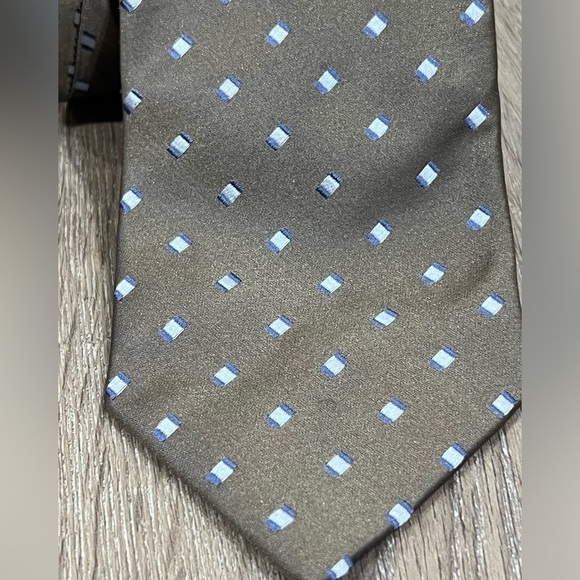 Ermenegildo Zegna Tie Made in Italy 100% Silk Brown Navy Geometric Pattern EUC - Picture 7 of 13